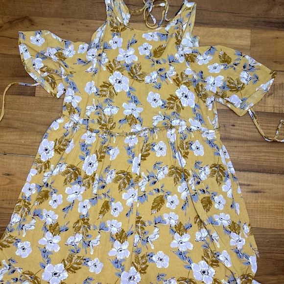 Hommage Los Angeles Mustard Yellow Floral Print Cold Shoulder Dress - Picture 8 of 12